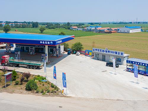 加油站專用洗車機(jī)案例